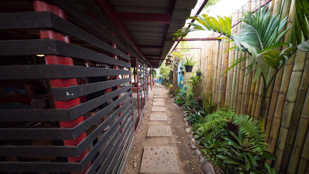 Common Grounds Pai Hostel Exterior photo
